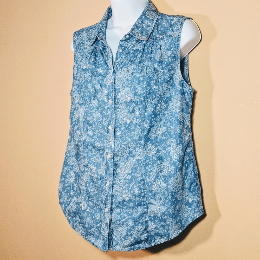 Bit & Bridle Sleeveless Blue Jean Button-up Top